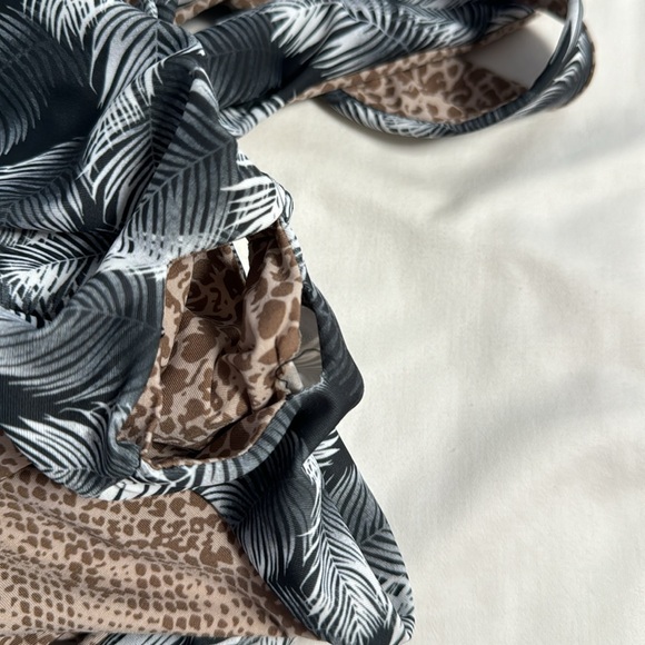 Acacia Hideaways (L) Night Palm - Picture 6 of 6